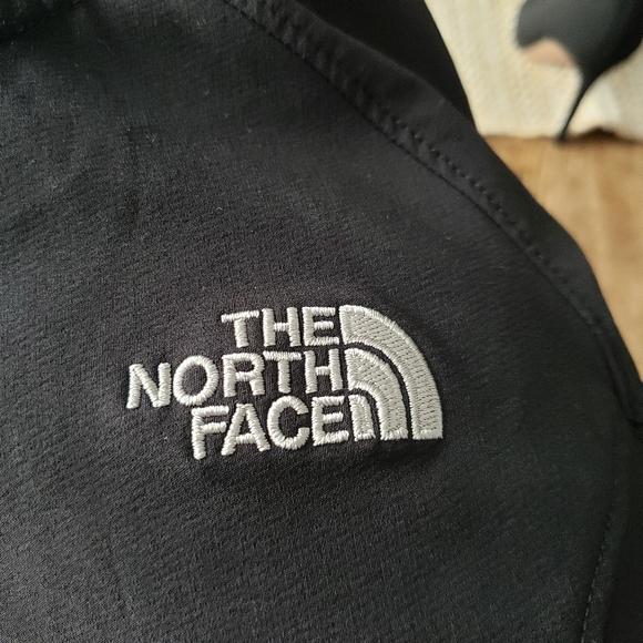 THE NORTH FACE NIMBLE HOODIE WOMEN'S - Picture 7 of 9